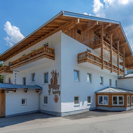 Home-Hotel Salzberg Berchtesgaden Exteriér fotografie Town hall