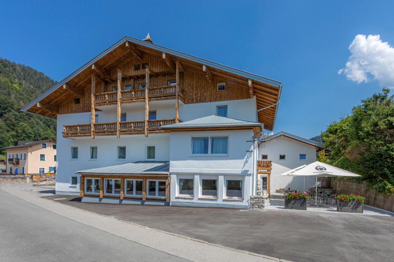 Home-Hotel Salzberg Berchtesgaden Exteriér fotografie The town hall of Saint-Gervais